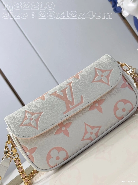 Firstbag Chain Ivy-23.5*12*4.3cm VUITTON Wallet LOUIS on 0710